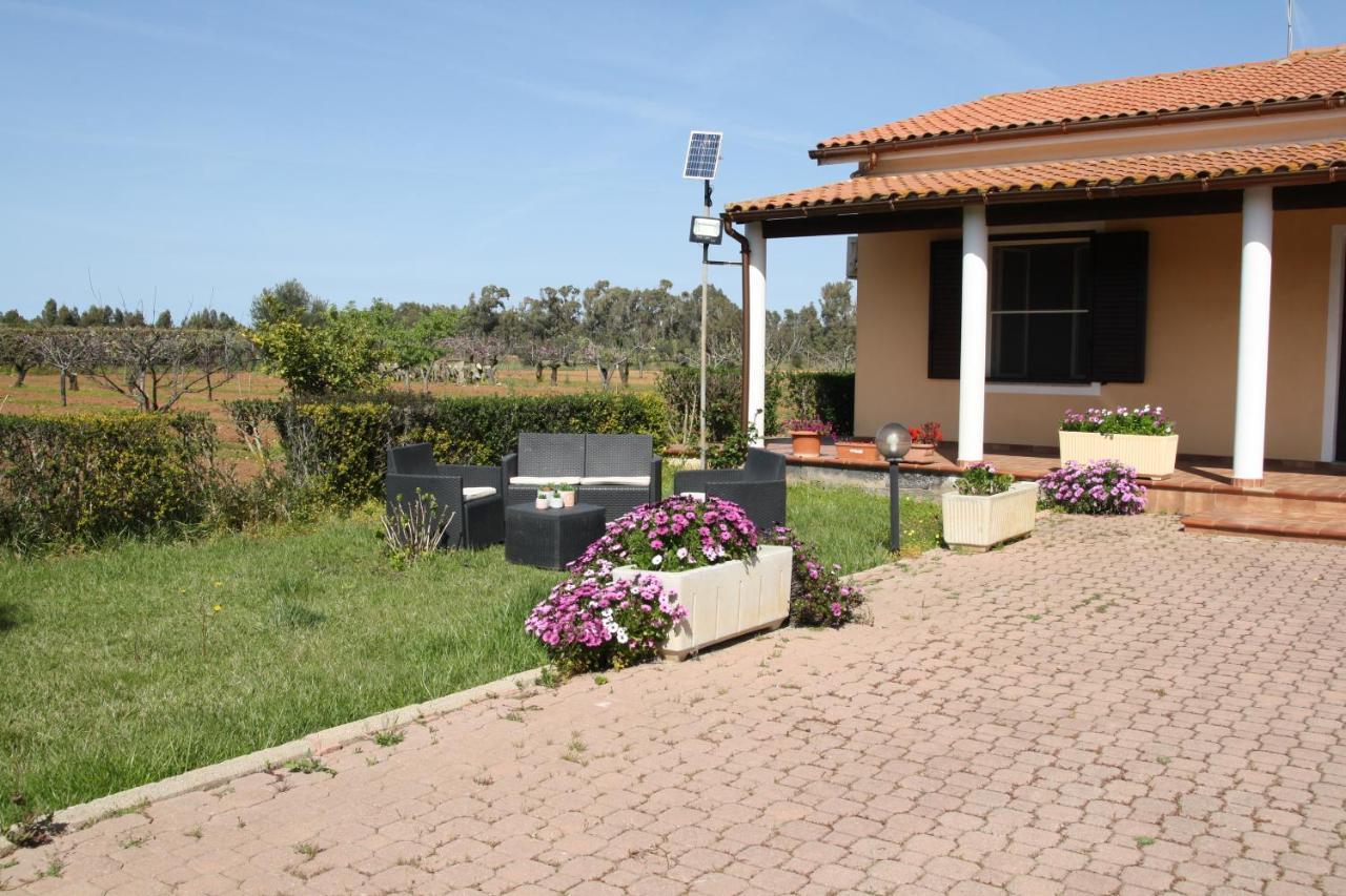 Villa Cabirol Fertilia Exterior photo