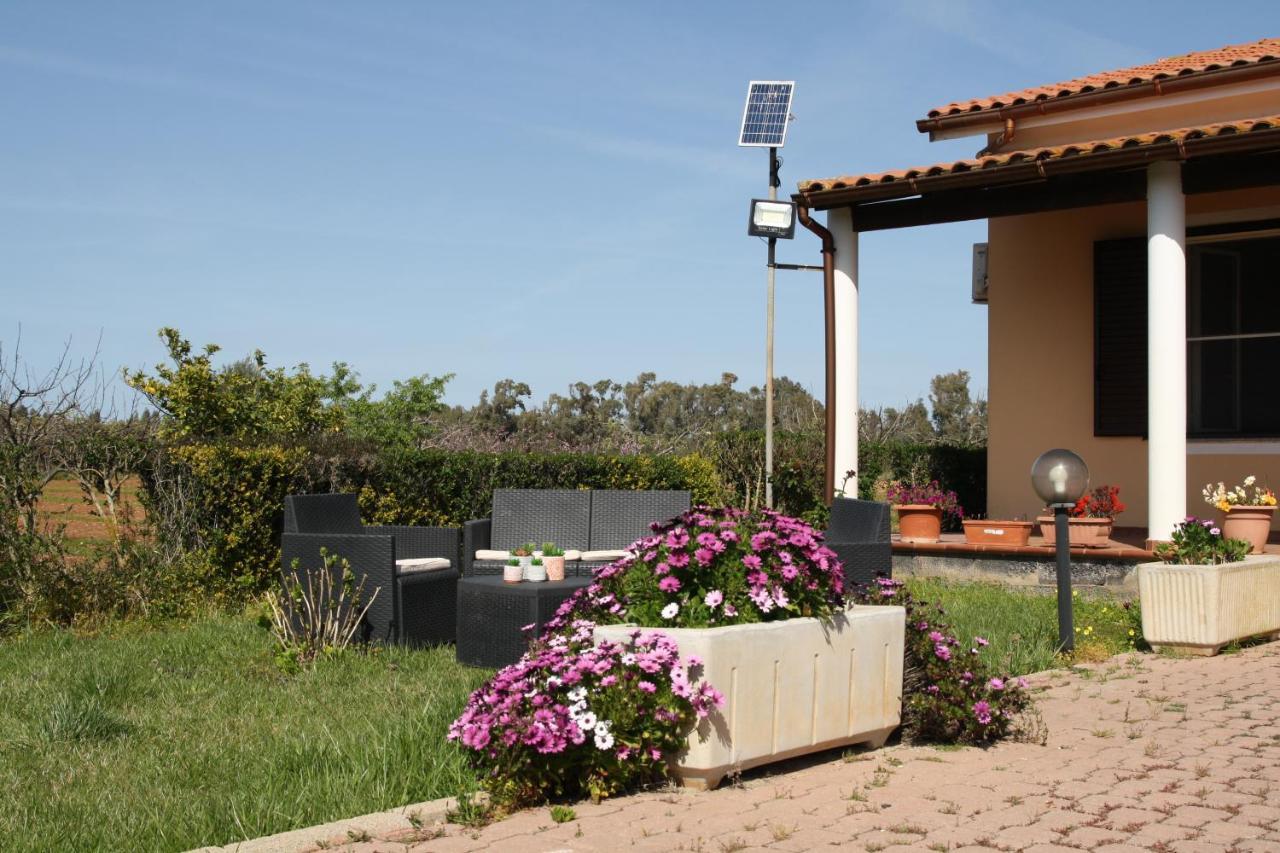 Villa Cabirol Fertilia Exterior photo