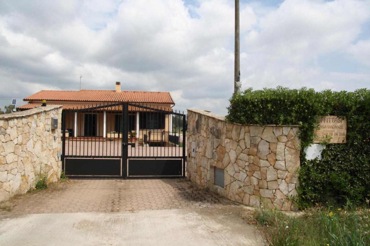 Villa Cabirol Fertilia Exterior photo